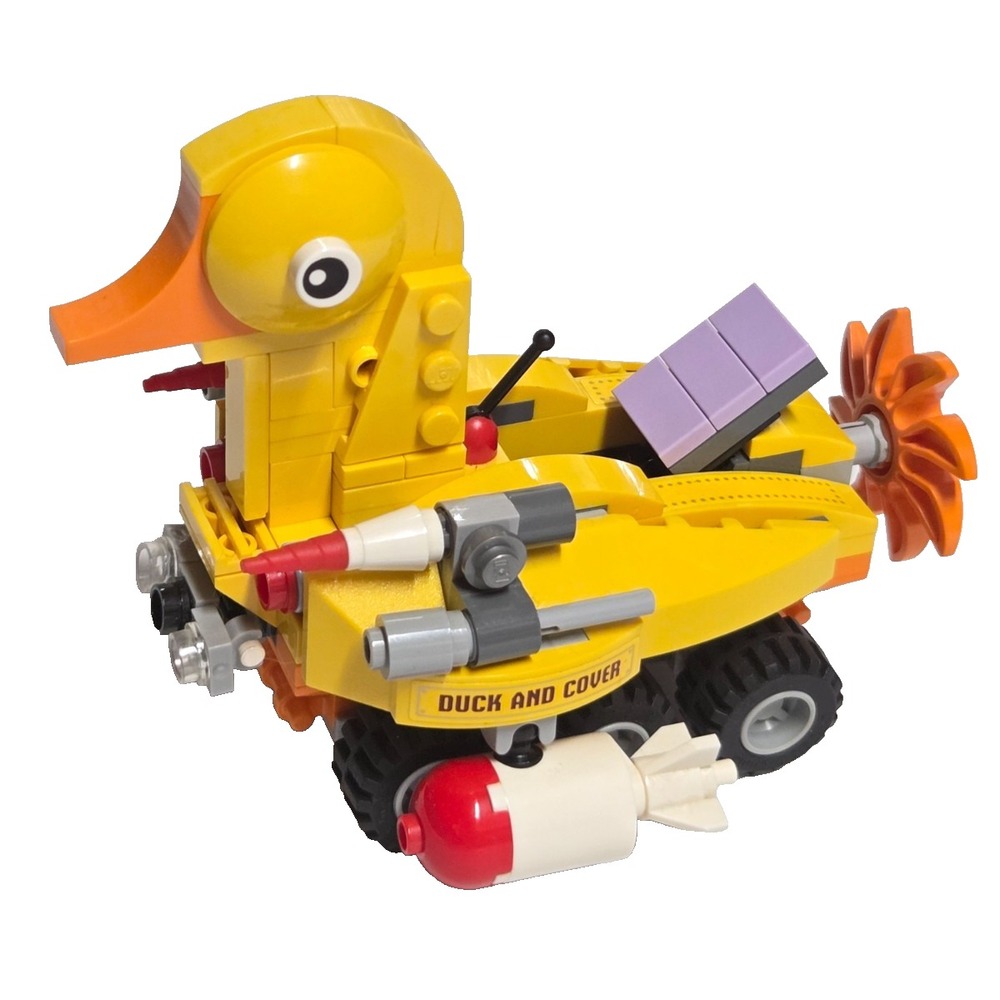 LEGO Batman The Movie: Penguins Duck Car boat ONLY from Batcave Break-in 70909